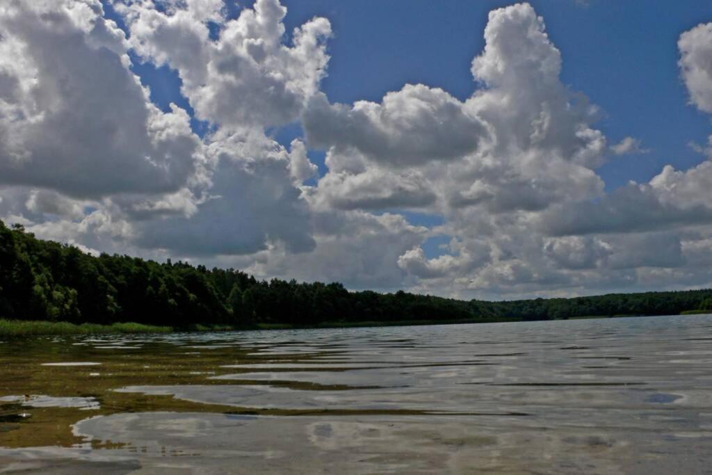 Ferienwohnung In Peetzig Am See Angermunde Exterior foto