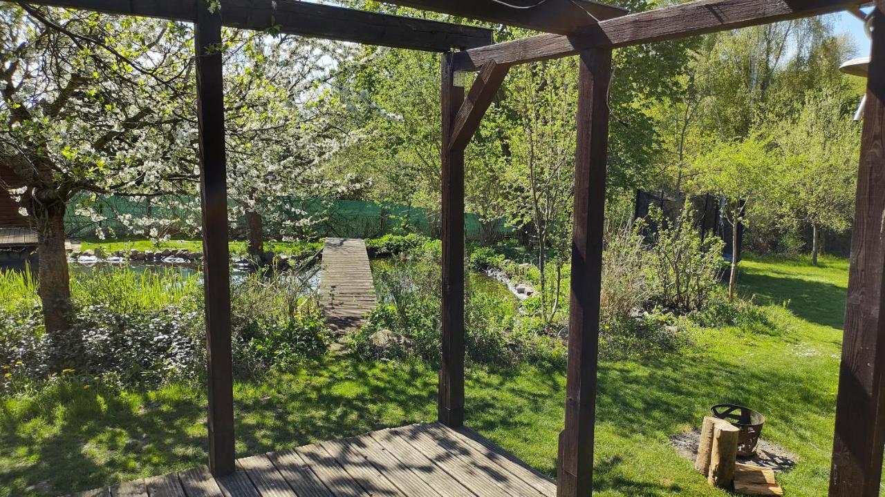 Ferienwohnung In Peetzig Am See Angermunde Exterior foto